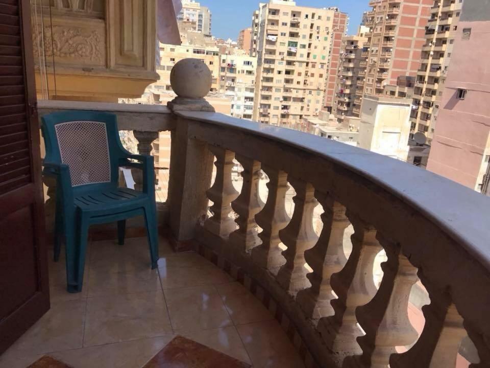 Cozy New 2 Bd Amazing Beach View Next To Hilton Hotel Family Only !العائلات فقط Alexandria Exterior photo